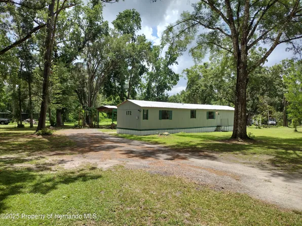 172 Estates Ave, Brooksville, FL 34601