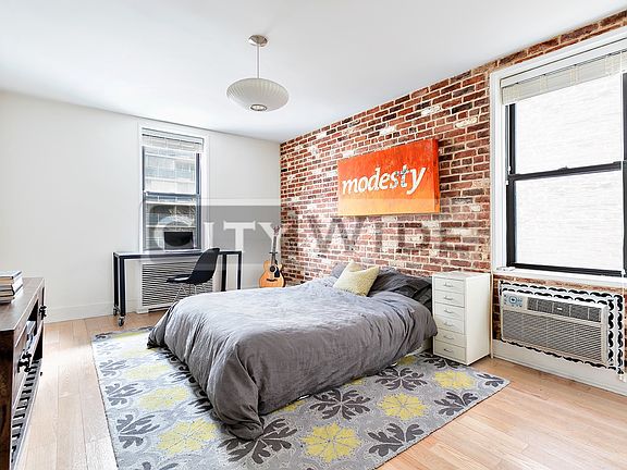 5th image of 201 E 15th St APT 5G