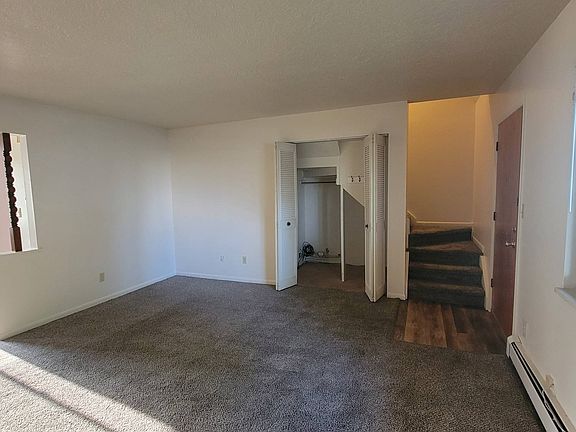 3rd image of 2633 49th Ave #1