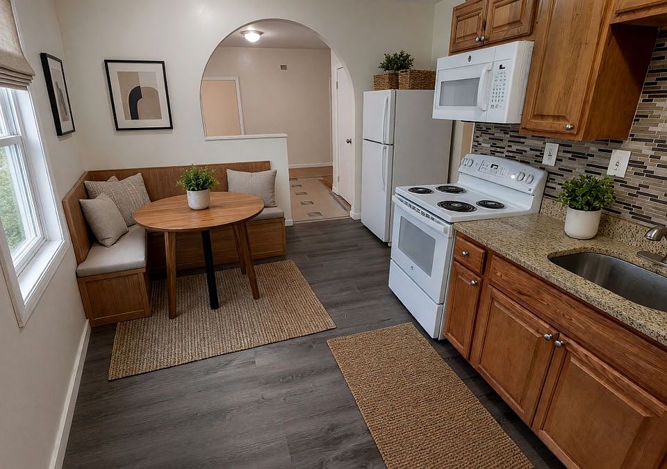 1st image of 125 Rosseter St #2-R