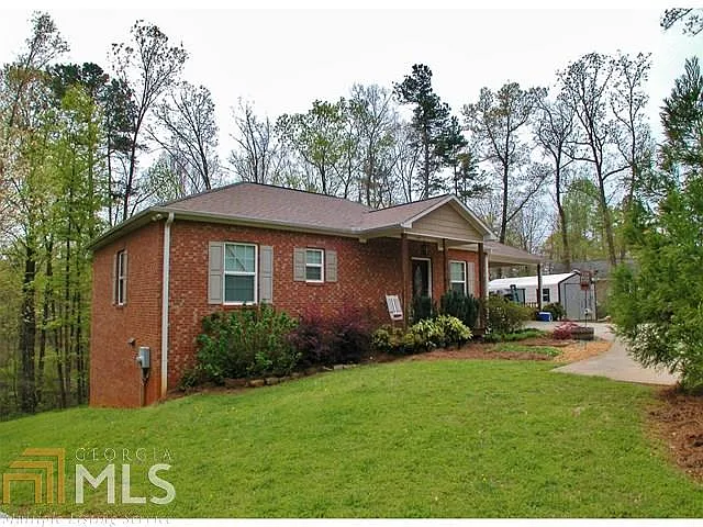 1081 Riverbend Rd photo 1