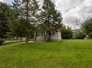 2325 W Kimberly Ave, Milwaukee, WI 53221