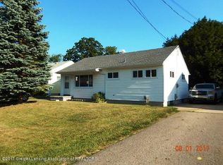 1924 Carvel Ct, Lansing, MI