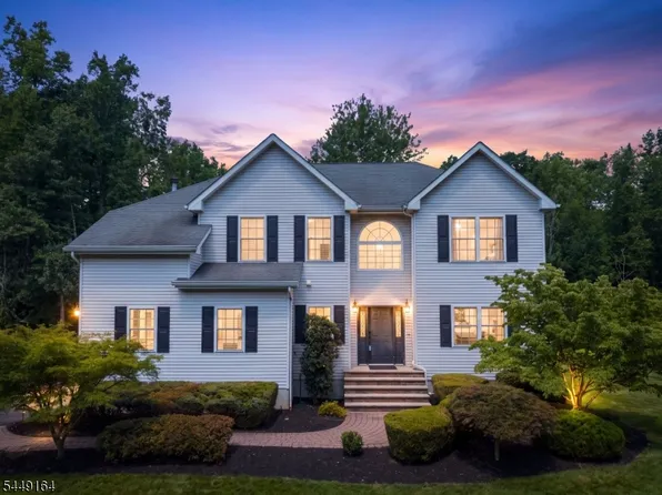 223 State Route 12, Raritan Twp., NJ 08822