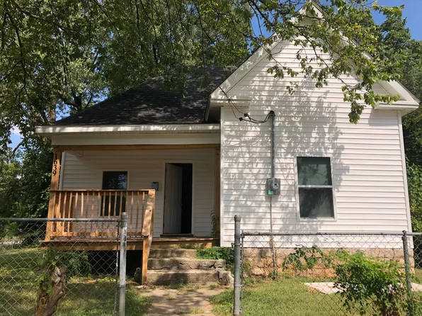 1636 N Sherman Ave, Springfield, MO 65803