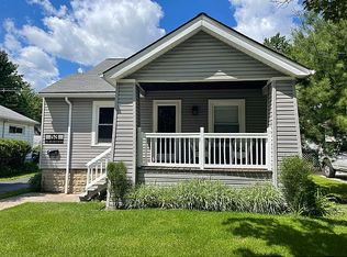 53 Maywood Ave, Pleasant Ridge, MI 48069