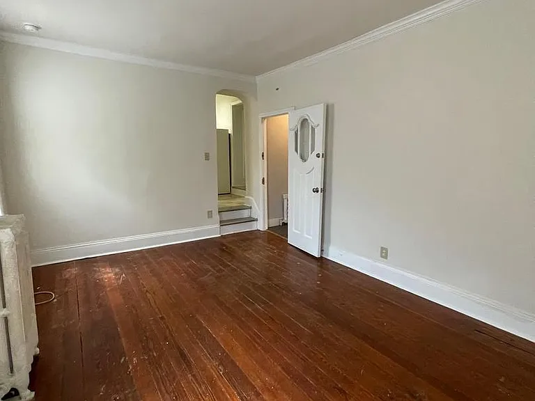 260 Lyceum Ave #2 — Photo 7