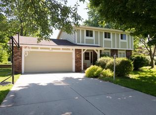 13695 W Crawford Dr, New Berlin, WI 53151