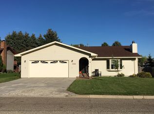 1714 3rd Ave NE, Jamestown, ND 58401