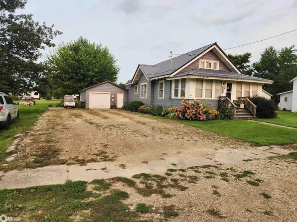 405 Olive St, Chelsea, IA 52215