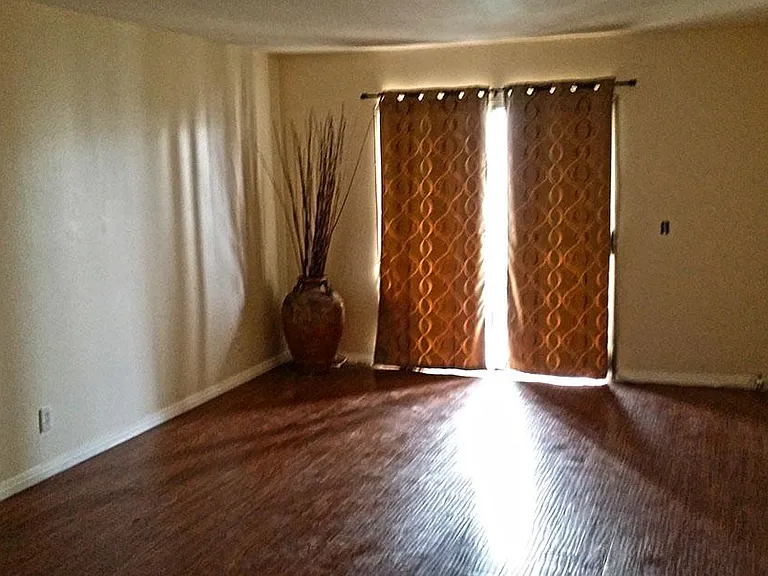 23641 Golden Springs Dr — Photo 12