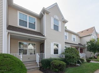 2006 Wagon Wheel Ct, Freehold, NJ 07728