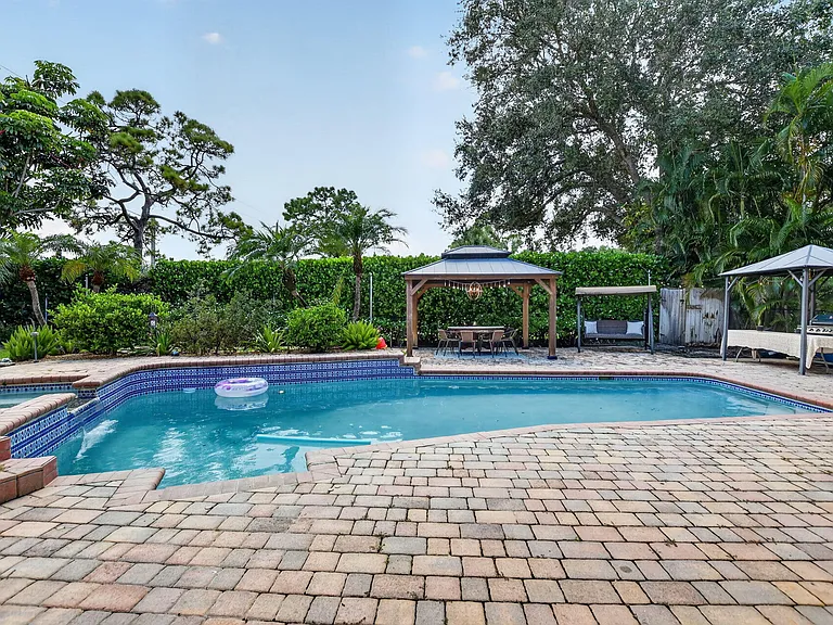 23201 Boca Club Colony Cir — Photo 30