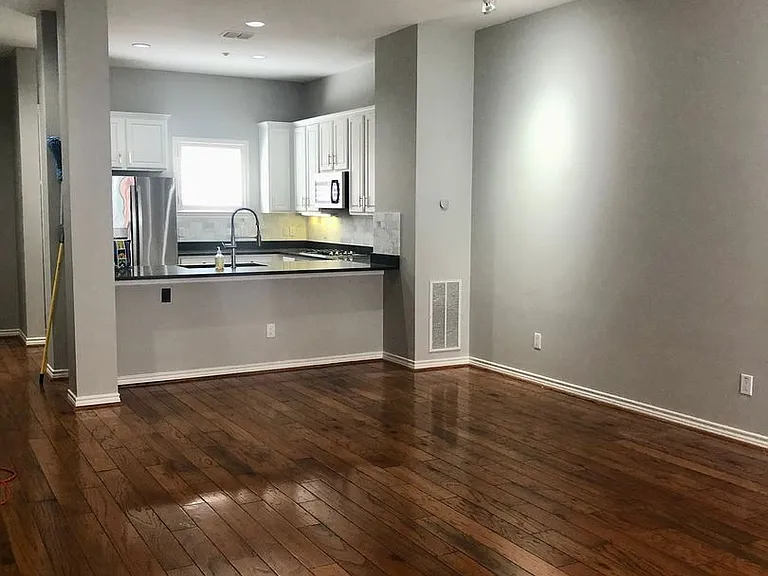 4411 McKinney Ave #17 — Photo 15