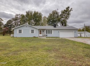 1638 & 1638-1/2 Lark Rd, Joplin, MO 64804