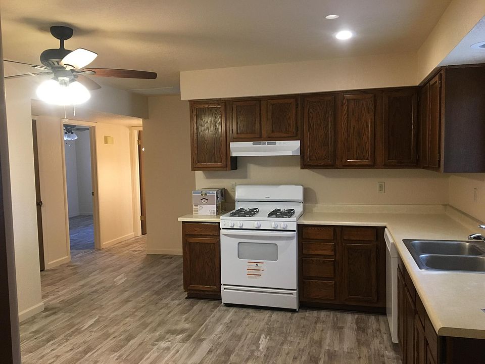 2nd image of 334 W Maryvale Dr
