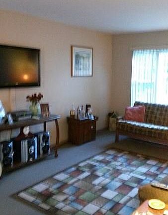 2nd image of 4 Mountaindale Ct
