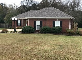 176 Cedarbrook Ln, Killen, AL 35645