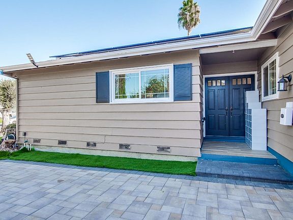 2nd image of 2814 Lucena Dr