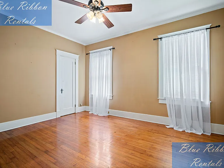 31 S Carlen St — Photo 12