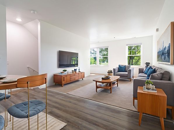 Palmer Court Townhomes