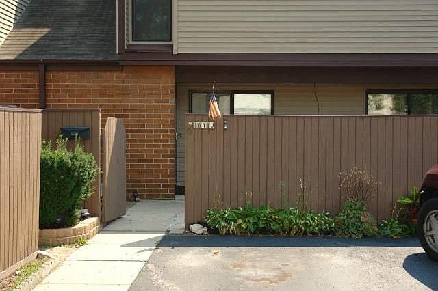 1st image of 1641 W Edgerton Ave #1209