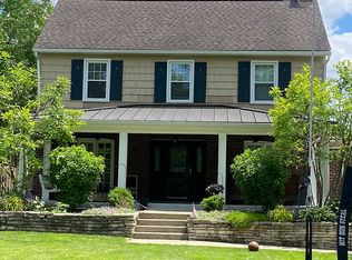 1960 Bedford Rd, Columbus, OH 43212