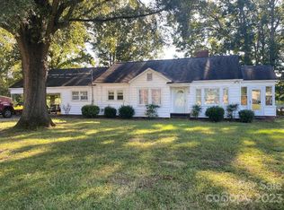 2313 Oak Grove Cir, Midland, NC 28107