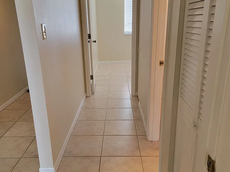 2424 W Tampa Bay Blvd #M201 — Photo 23