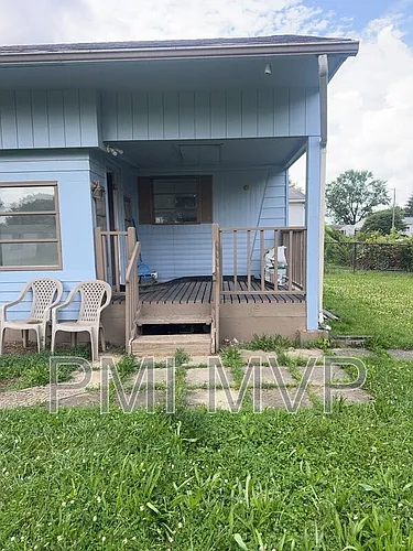 2229 Maureen Blvd N Photo 1