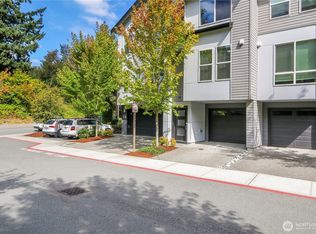 4206 204th St SW UNIT B2, Lynnwood, WA 98036