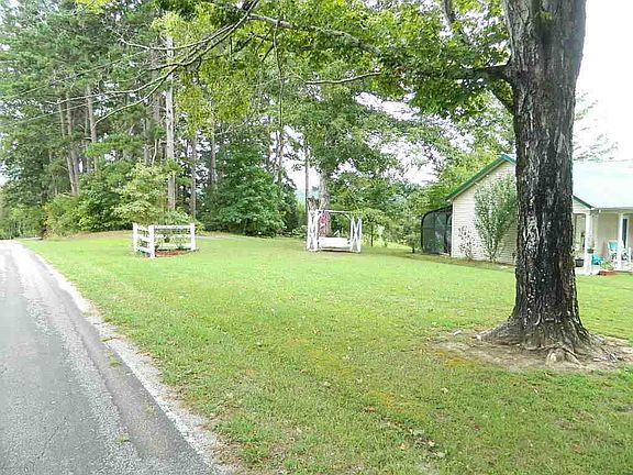 3rd image of 9635 Darden Christian Chapel Rd