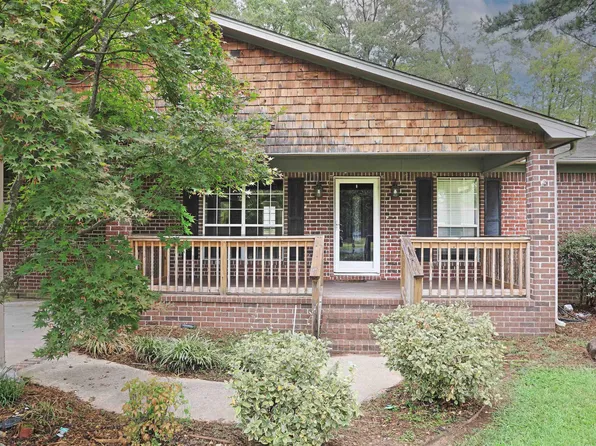 1005 Shephard Dr, White Hall, AR 71602