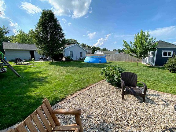 4th image of 1609 William Henry Ln