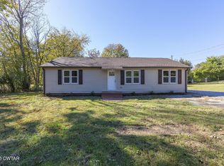 424 Rozelle St, Humboldt, TN 38343