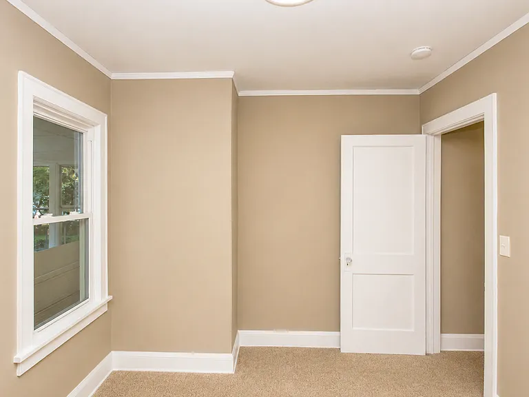 3434 Thomas Ave N — Photo 9