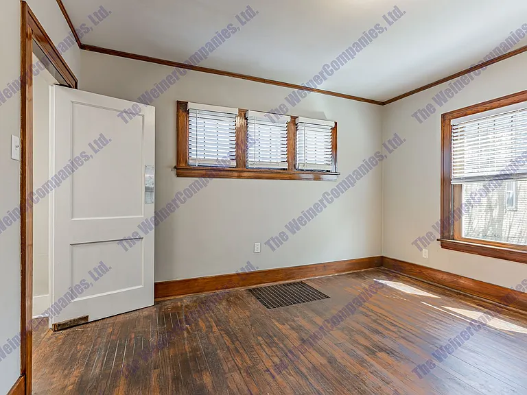 606 W White St — Photo 23