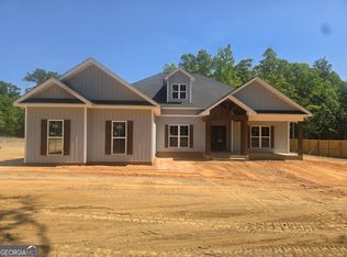 903 Robinhood Rd, Dublin, GA 31021