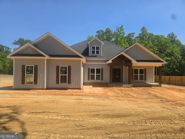 903 Robinhood Rd, Dublin, GA 31021