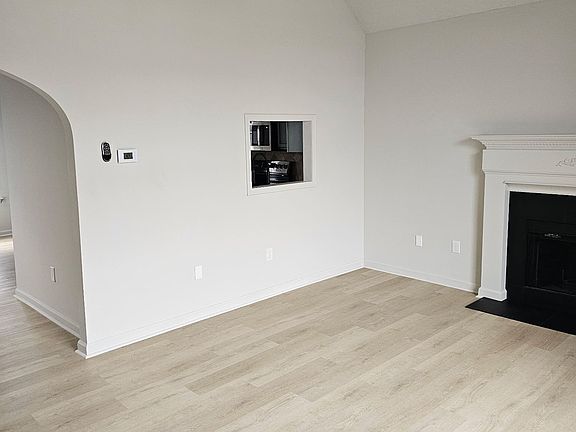 4th image of 101 Rampart St