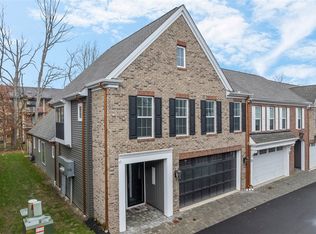 711 England Rd, Cranberry Township, PA 16066