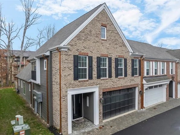 711 England Rd, Cranberry Township, PA 16066