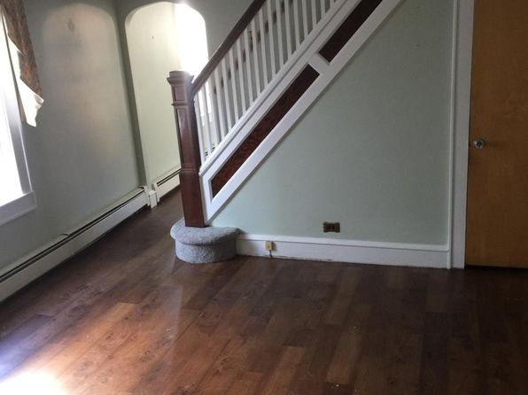 24 Wilford St