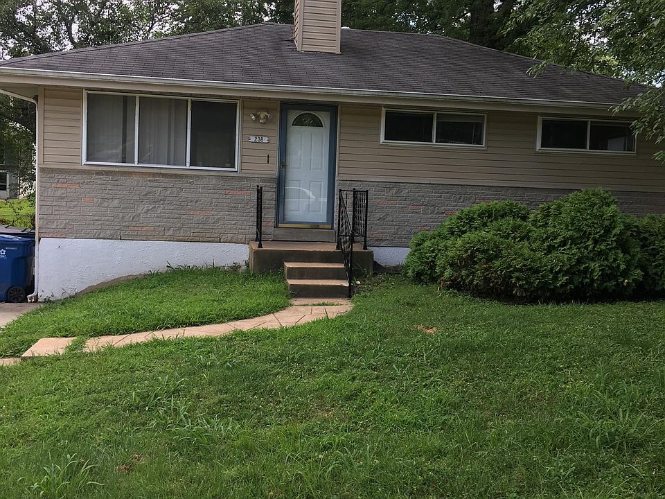 1st image of 238 Becker Dr