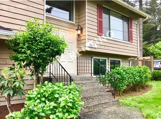 9211 NE 180th St, Bothell, WA 98011