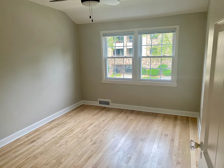 Secondary bedroom