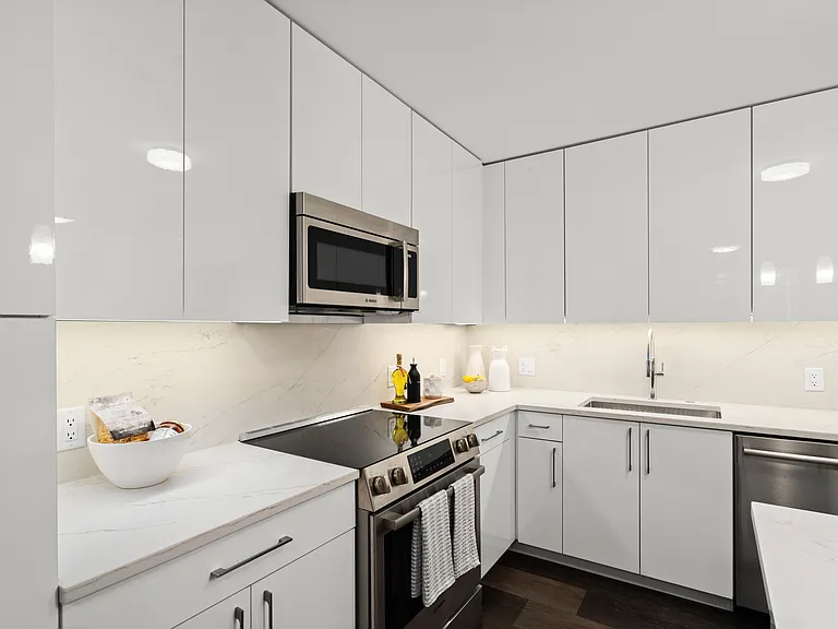771 Harrison Ave #306 — Photo 12