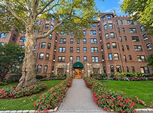 253 Garth Road #2A, Scarsdale, NY 10583