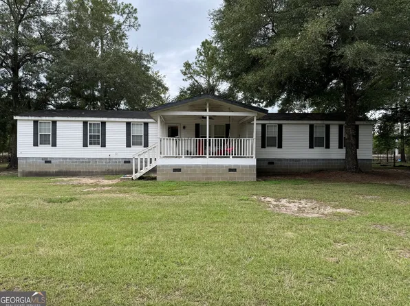 203 River Oak Dr, Bloomingdale, GA 31302