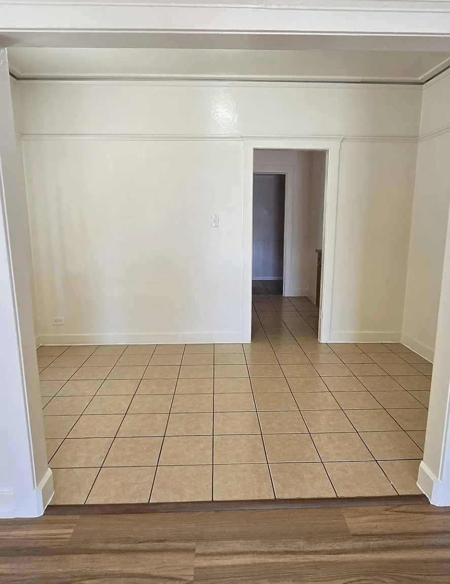 2 bed, 900 sqft, $2,800 — Photo 2